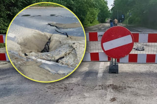 Ogromna wyrwa i drogowy paraliż. Utrudnienia po awarii wodociągu