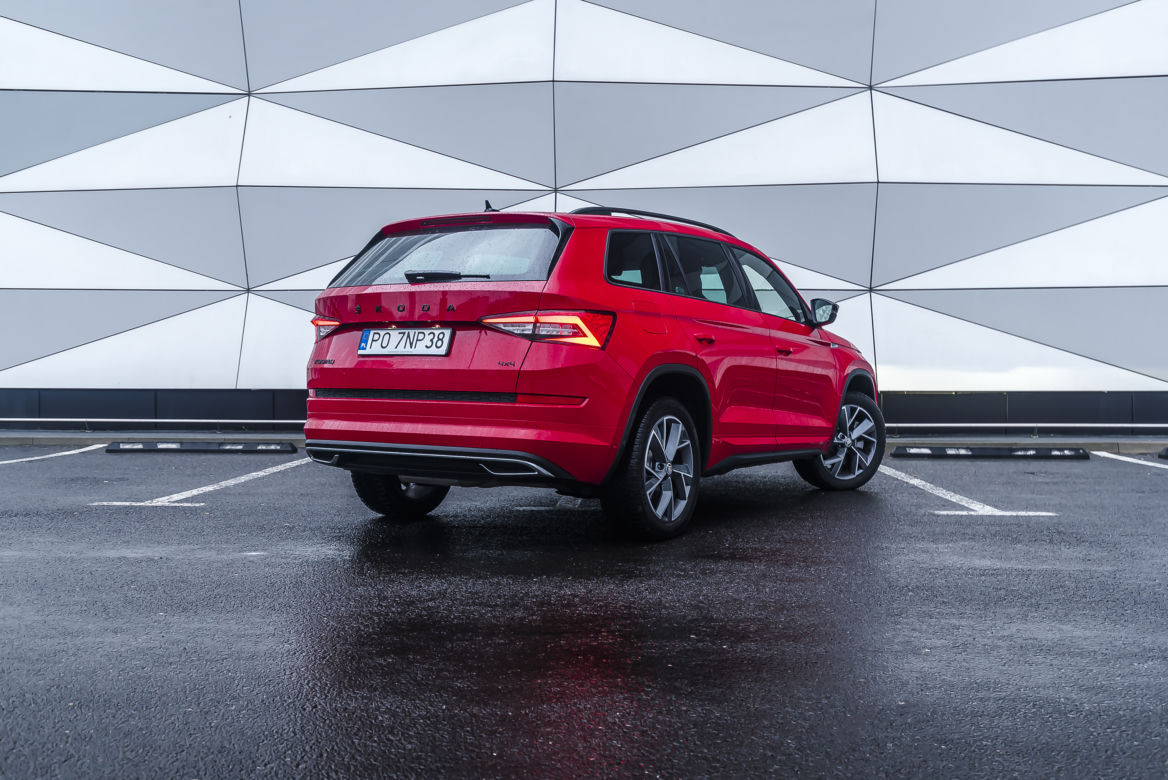 Skoda Kodiaq 2.0 TDI 190 KM DSG7 4x4 Sportline