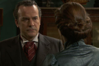 Akacjowa 38, odcinek 848: Silvia otrzymuje rozkaz poślubienia generała, by zapobiec zamachowi na księcia