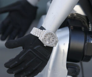 Spotkanie ministra finansów z robotem