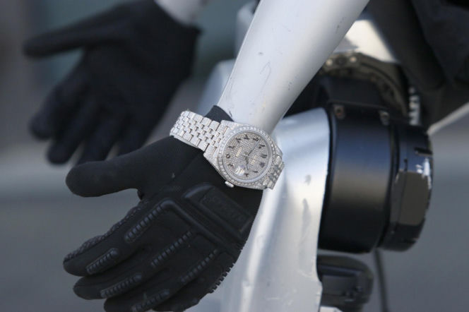 Spotkanie ministra finansów z robotem