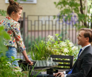 O mnie się nie martw 3 sezon odc. 5. Marcin Kaszuba (Stefan Pawłowski), Dorota (Angelika Kurowska)