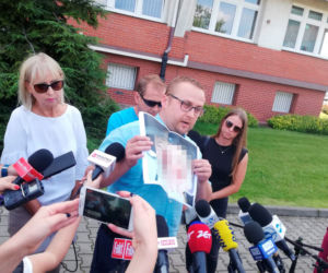 Lubin. Konferencja prasowa rodziny zmarłego Bartosza S.