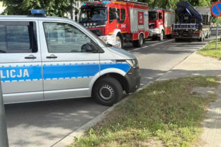 Śmiertelne potrącenie 12-latki na rowerze przez ciężarówkę. Na miejscu pracuje policja oraz prokurator