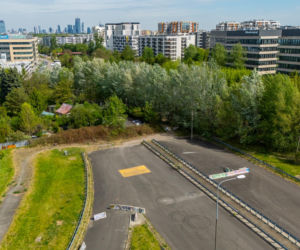 Pustka i krzaki? Mylisz się – to kluczowe rezerwy terenu pod drogi i tramwaje