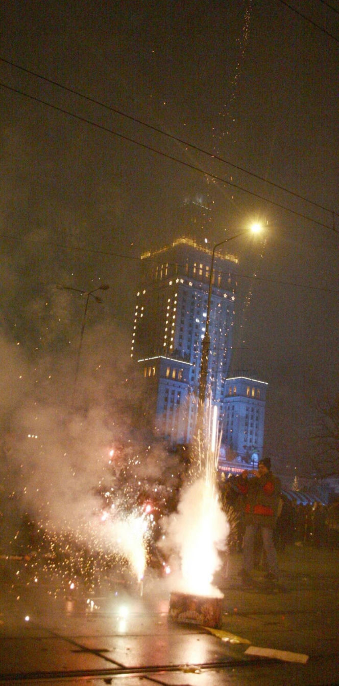 Sylwester w Warszawie sprzed lat. Tak stolica witała dawniej Nowy Rok