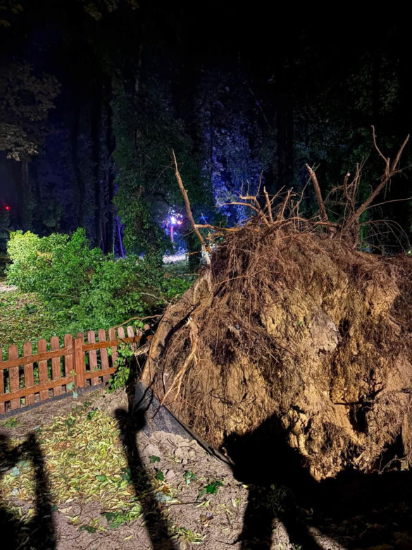 Ogromne straty po burzy nad regionem