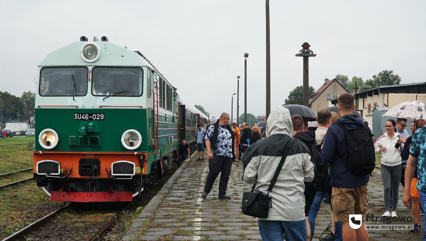 Piknik Country 2023. Do Mrągowa przyjechał historyczny pociąg „Country Ekspress”