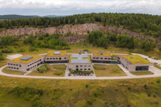 Nowoczesne centrum badawcze w kamieniołomie Korzecko. Tak wygląda hit architektury w Świętokrzyskiem