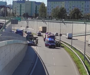 Wypadek na Trasie Niepodległości. Dwie osoby ranne [27.09.21]