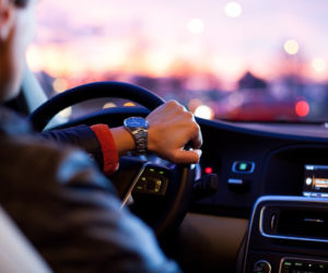 Błędy popełniane przez kierowców, przez które łatwiej trafić do mechanika