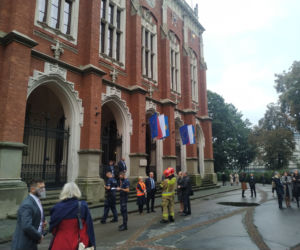 Alarm bombowy w Collegium Novum na Uniwersytecie Jagiellońskim
