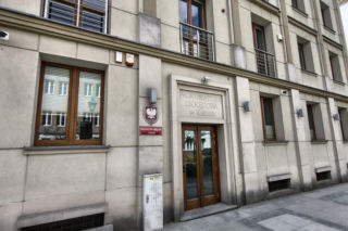 Szokujące nagranie ze szkoły w Łącznej. Nauczycielka uderzyła i szarpała 8-latka