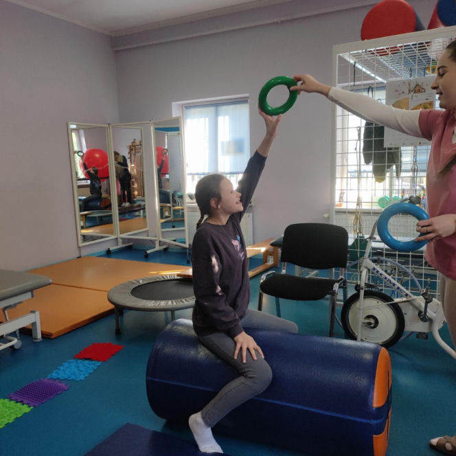 Choroba odebrała Lence mowę, niech nie zabierze uśmiechu. Dramatyczny apel rodziców 11-latki