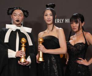 Pamela znów jest blondynką! Zobacz kreacje ze Złotych Globów