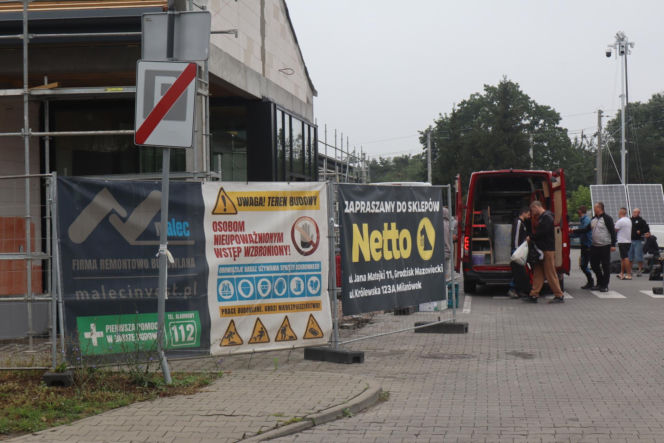 Spalił sklep zapalniczką. Zrównali pogorzelisko z ziemią, trwa odbudowa. Nowe ustalenia prokuratury