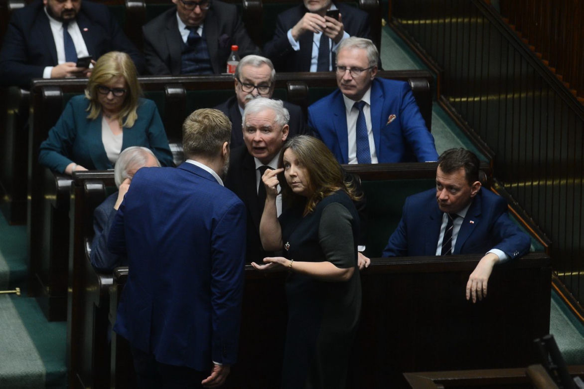 Joanna Lichocka. Przez wulgarny gest straciła pracę u Dudy