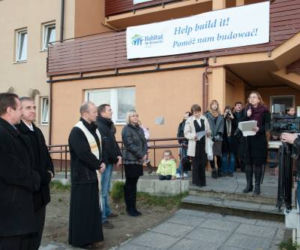 9 listopada 2010 r. sześć rodzin odebrało klucze do swoich mieszkań