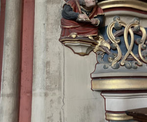 Co naprawdę dzieje się w zamku Zdrajców? Mamy zdjęcia zza kulis hitu TVN!