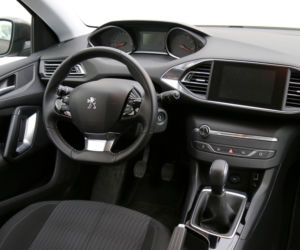 Peugeot 308 1.2 PureTech 110 KM Active