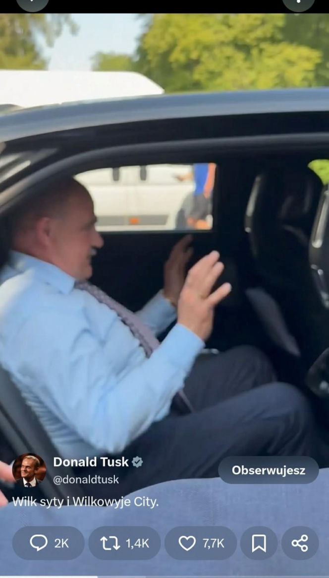 Premier Tusk odwiedził aktorów na planie "Rancza". Takiej reakcji widzów się nie spodziewał!