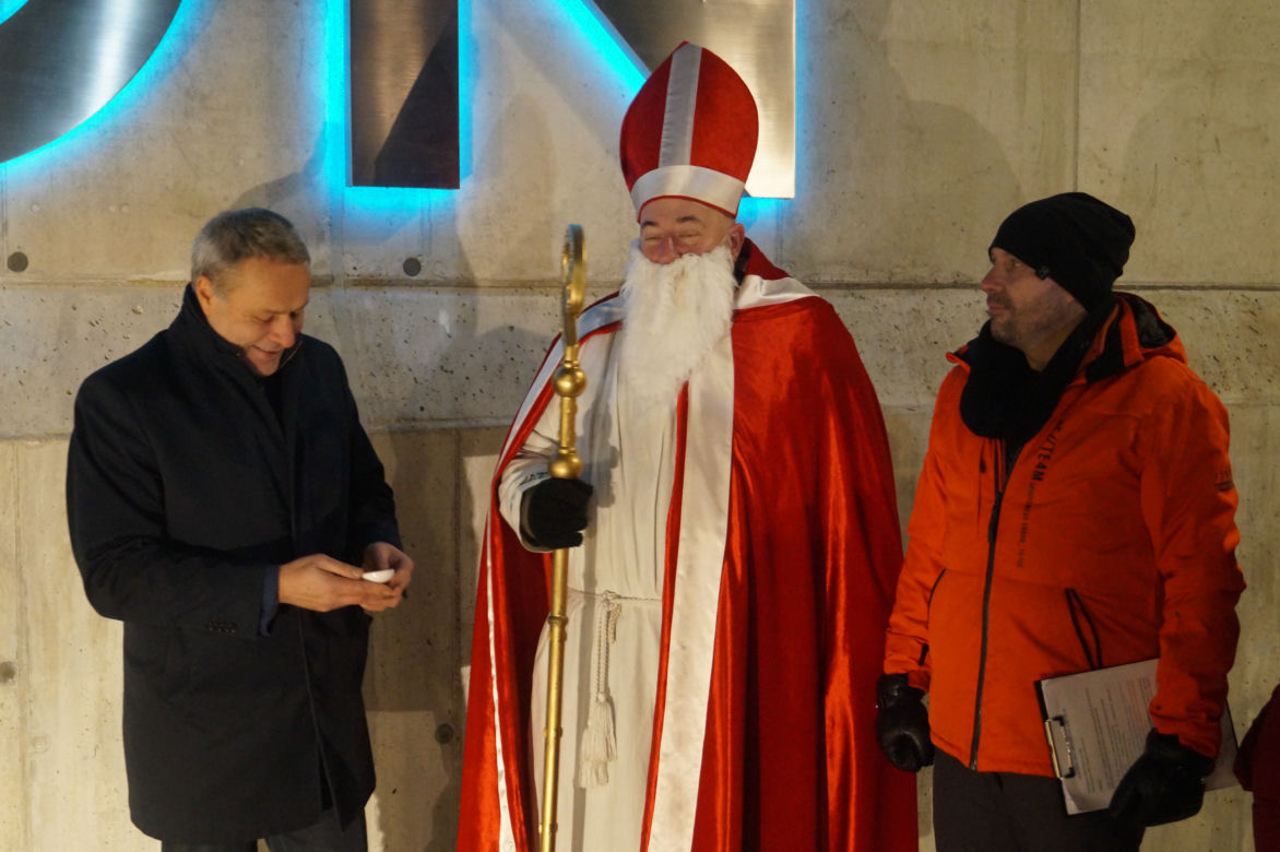Nabrzeże Wisły oficjalnie otwarte! Rozbłysł też napis Fordon [ZDJĘCIA] 