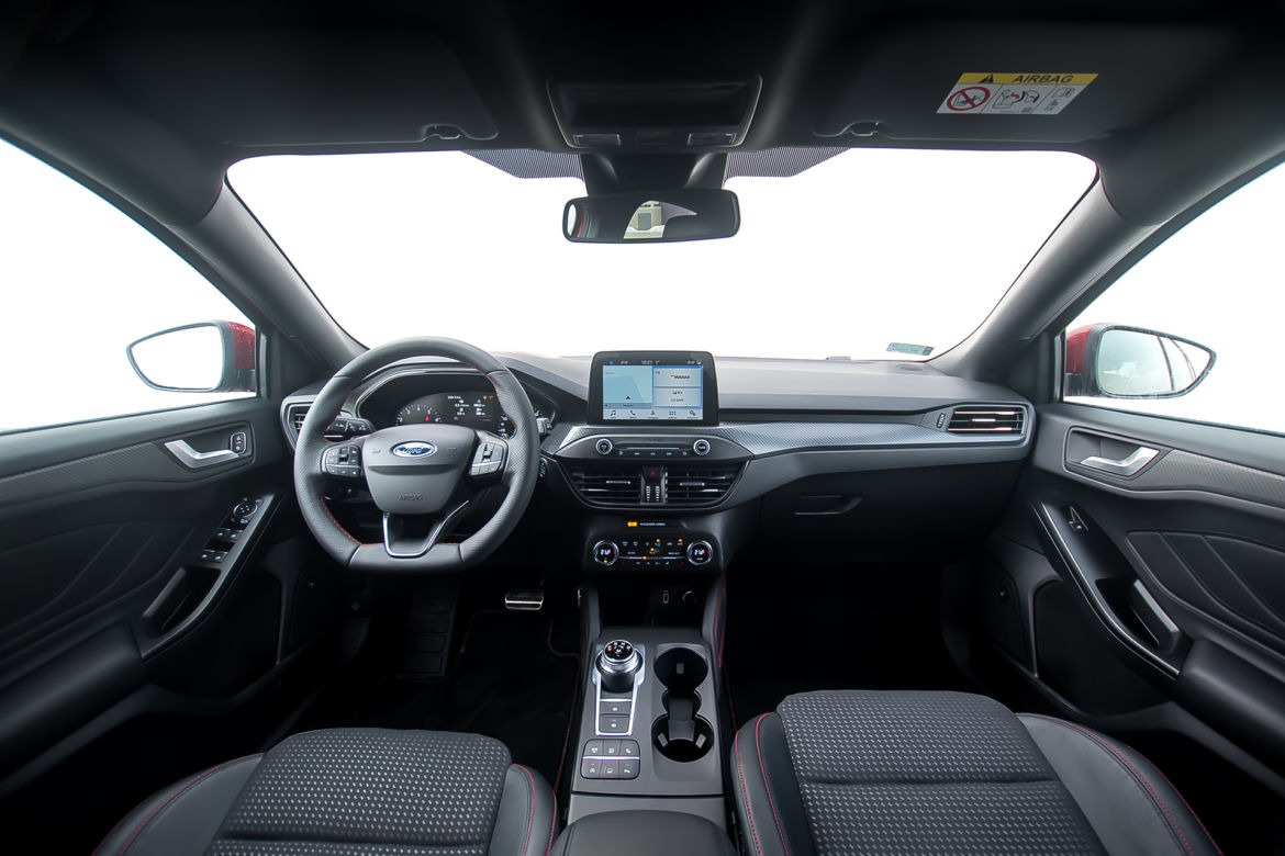 Ford Focus 1.5 EcoBoost 150 KM AT8 ST-Line