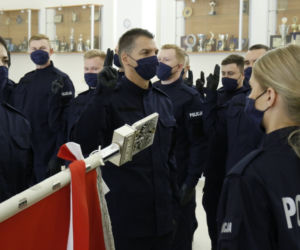 Lubelska policja ma nowych funkcjonariuszy. Ślubowanie w Lublinie