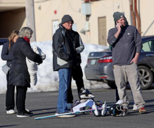 Rodzinna masakra na lodowisku! Dwie ofiary, troje rannych