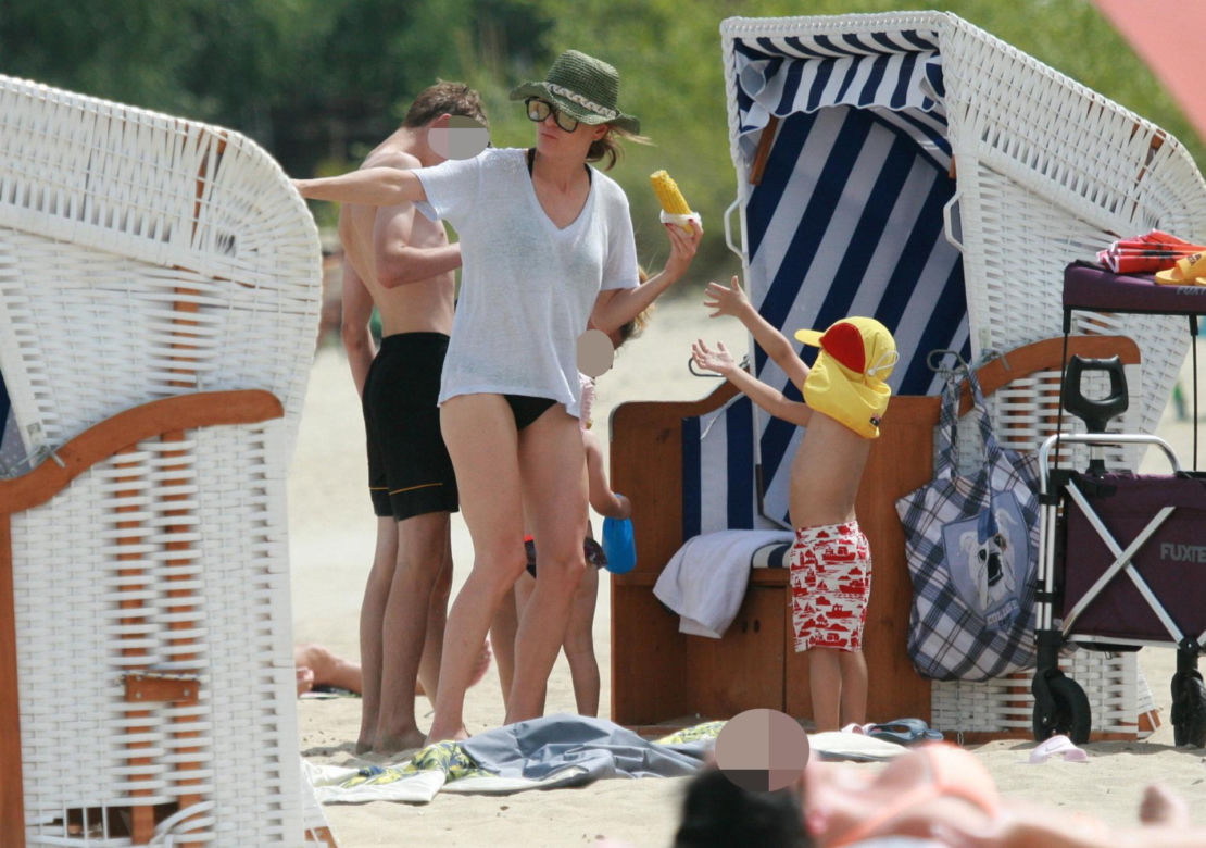 Agnieszka Radwańska na plaży
