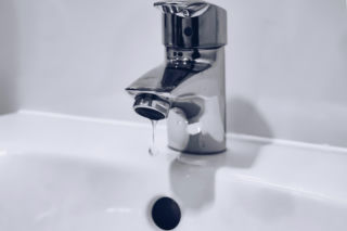 Awaria w centrum Torunia! Mieszkańcy bez wody