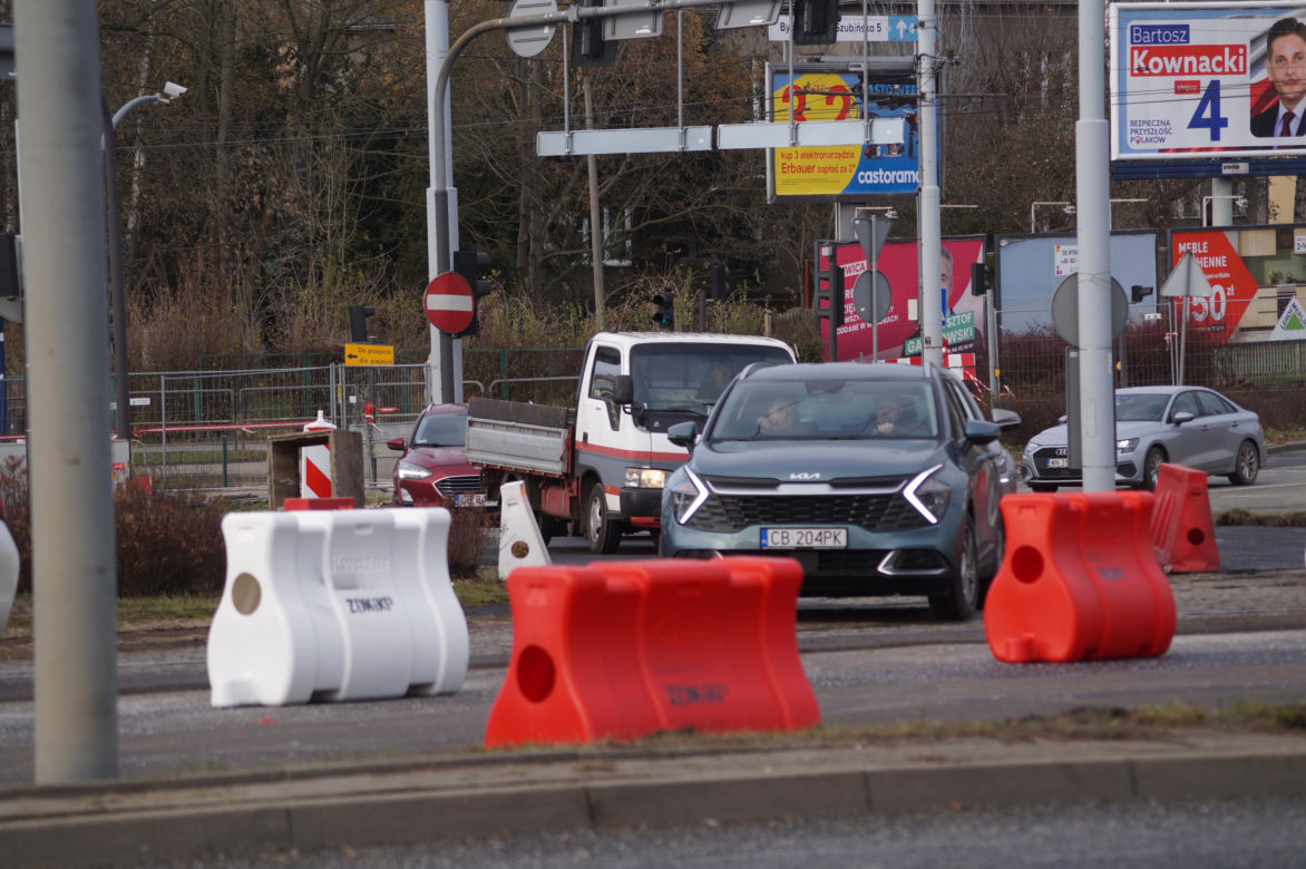 Auta jeżdżą jak tramwaje! Tak wyglądają zmiany na moście Pomorskim w Bydgoszczy