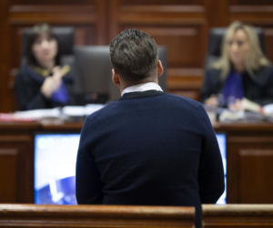 Wstrząsające kulisy zabójstwa Maćka w Warszawie. Po plecach leciała mu krew, mówił, że umrze