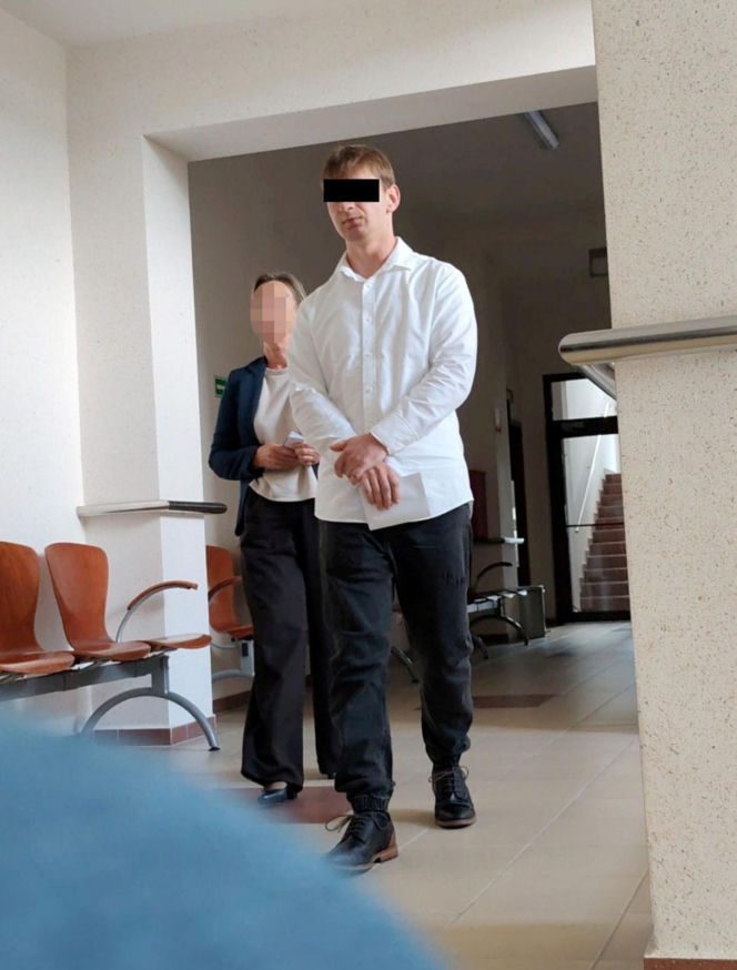 Ruszył proces Karola B. Sprawa 11-letniej Patrycji toczy się za zamkniętymi drzwiami