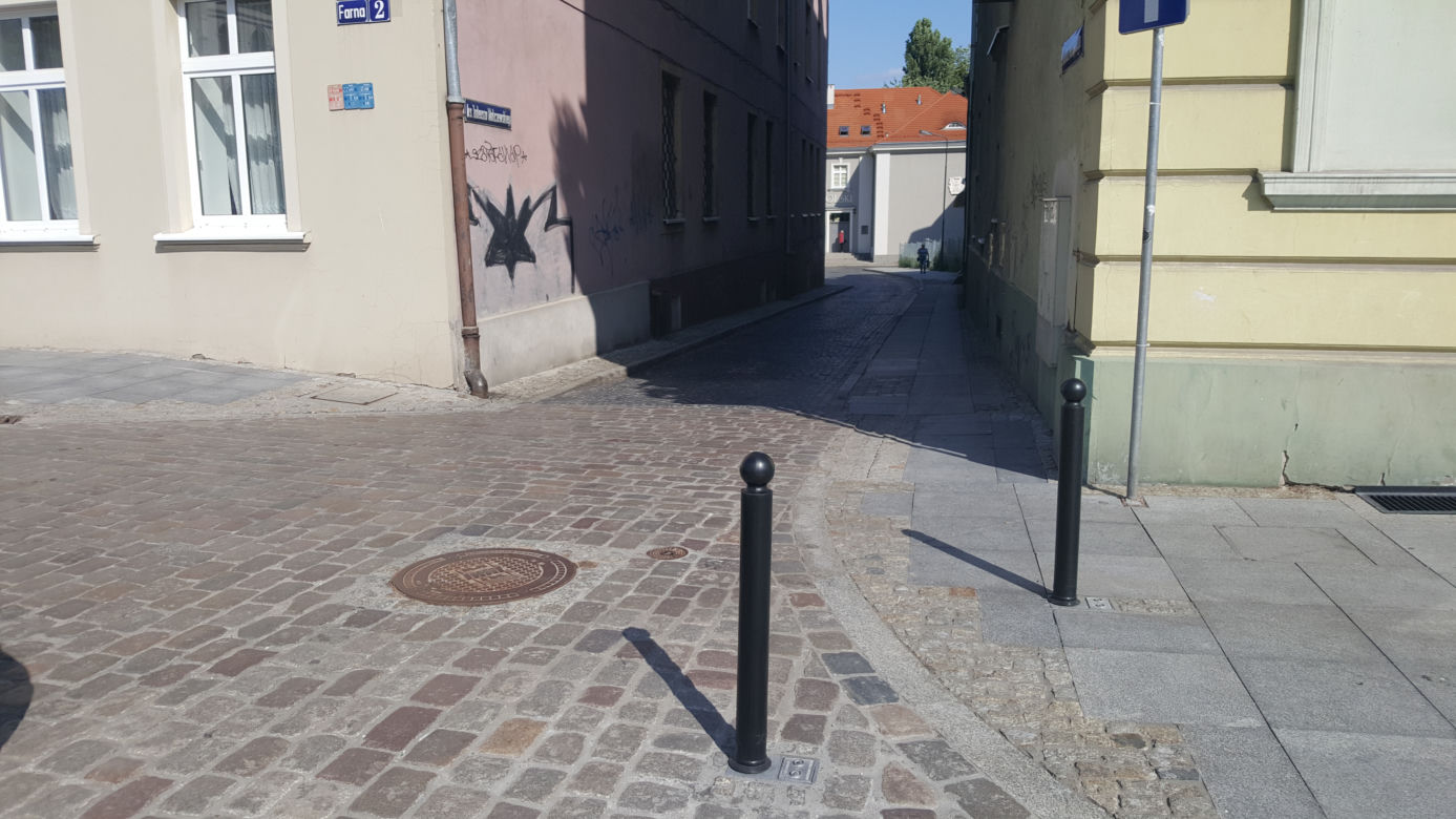 Nowa organizacja ruchu w centrum Bydgoszczy. Służby ratunkowe mają specjalne klucze