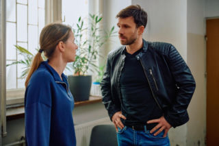 Na Wspólnej, odcinek 4180: Eliza lekceważy rady Agaty. Między nią a Wichrowskim dochodzi do namiętnego pocałunku