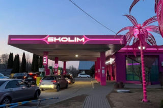 Skolim obiecywał tanie paliwo na swojej stacji. Jak to wygląda w rzeczywistości?