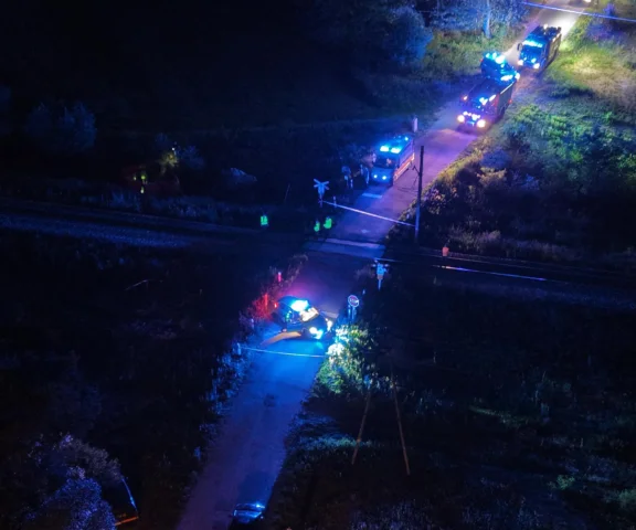 Wiktoria walczy o życie, jej brat zginął na torach