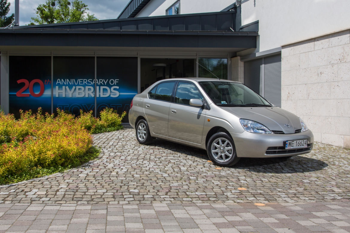 Toyota Prius Hybrid I generacja