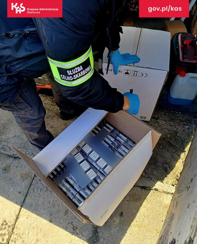 Śląska KAS przejęła pół miliona papierosów bez polskich znaków akcyzy 