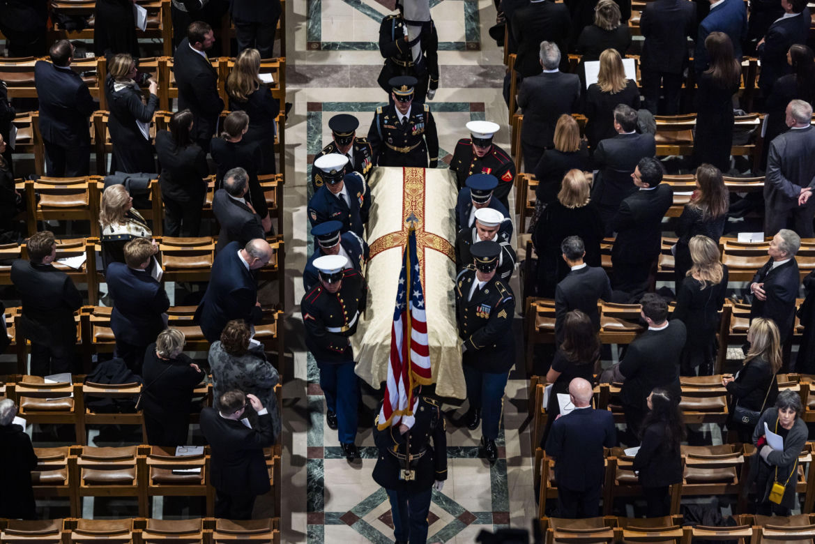 Bush, Biden i Harris wzięli udział w pogrzebie b. wiceprezydenta Dicka Cheneya