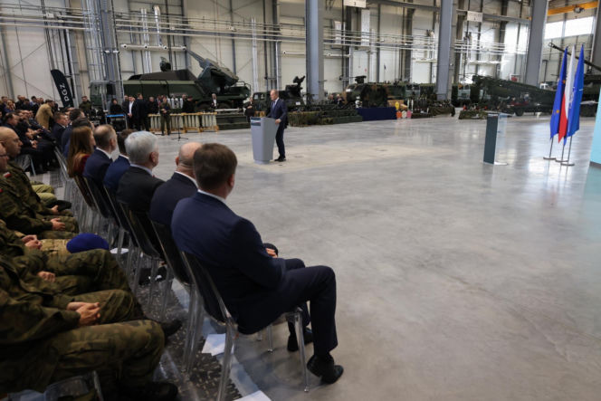 Donald Tusk o programie SAFE