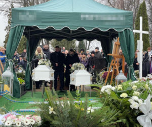 Pogrzeb Weroniki i Sebastiana. Ostatnia droga rodzeństwa
