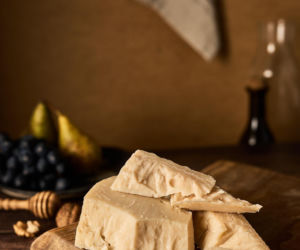 Smakuje jak z Sabaudii a powstaje... pod Rzgowem. Przysmak z Łódzkiego wśród najlepszych na świecie