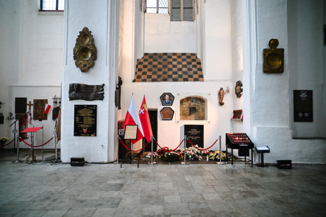 Tak wygląda grób Pawła Adamowicza w 7. rocznicę zamachu