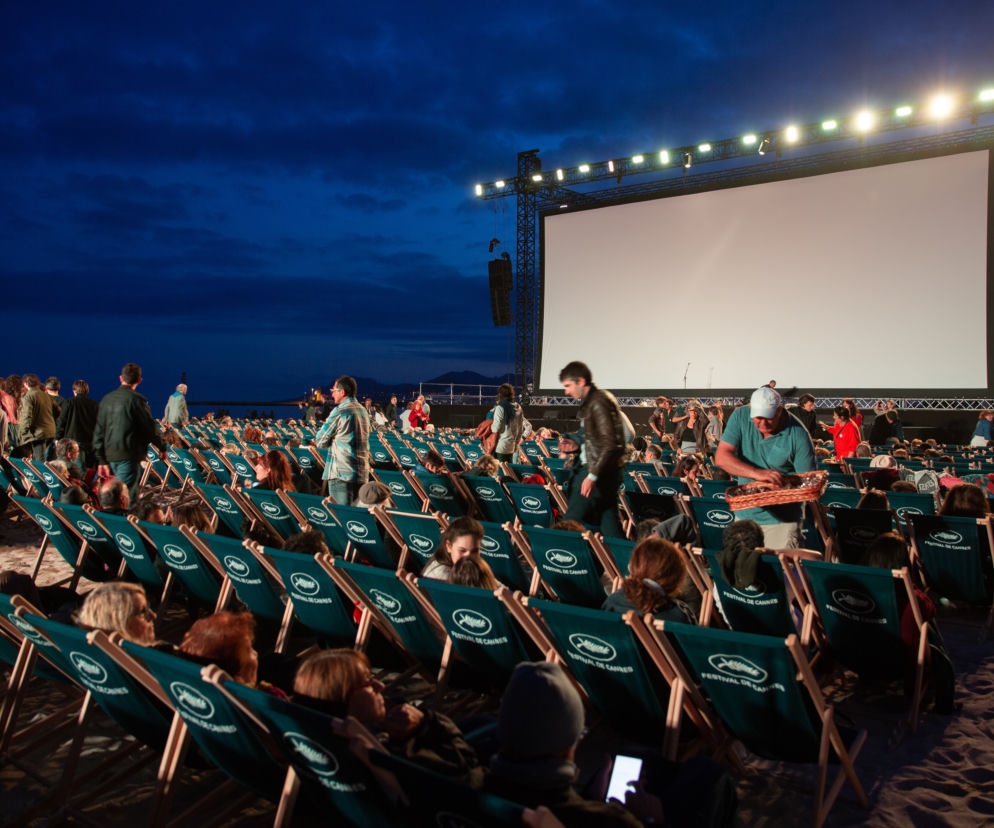 Podlaskie Kino Plenerowe. Obejrzyj film w samochodzie lub na leżaku [REPERTUAR]