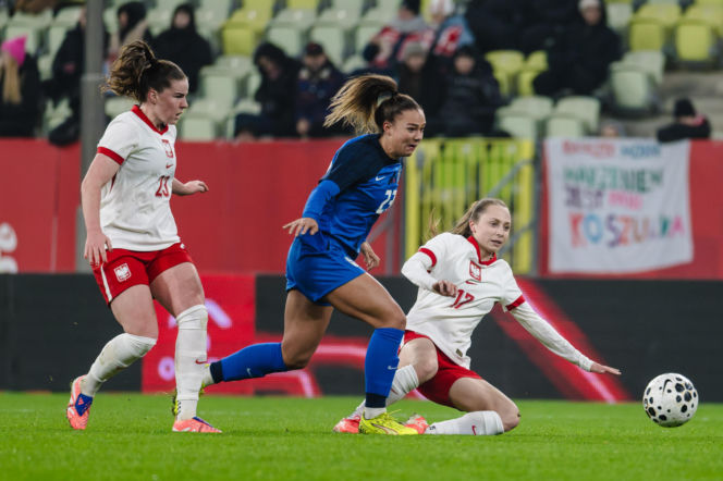 Polska - Słowenia: Najwierniejsi kibice wspierali reprezentację Polski kobiet. Dużo zdjęć z Gdańska