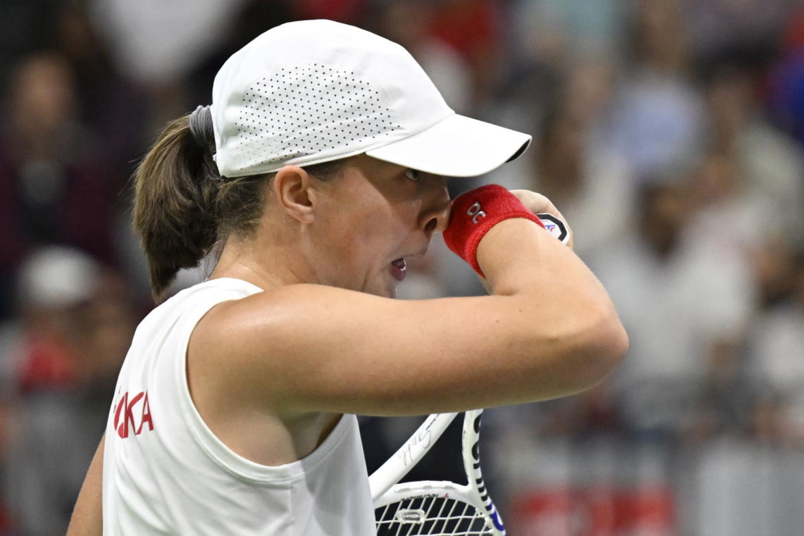Iga Świątek - Celine Naef w turnieju BJK Cup