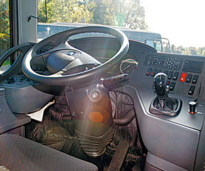 Premier za autobus płaci 2000 zł dziennie!