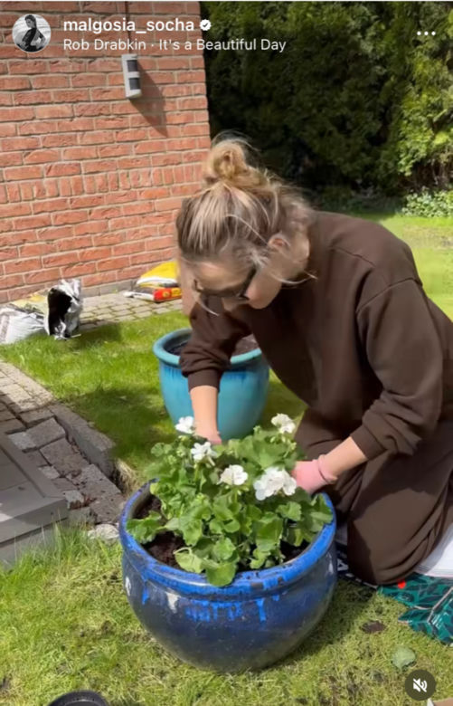 Małgorzata Socha wiosenne porządki w ogródku